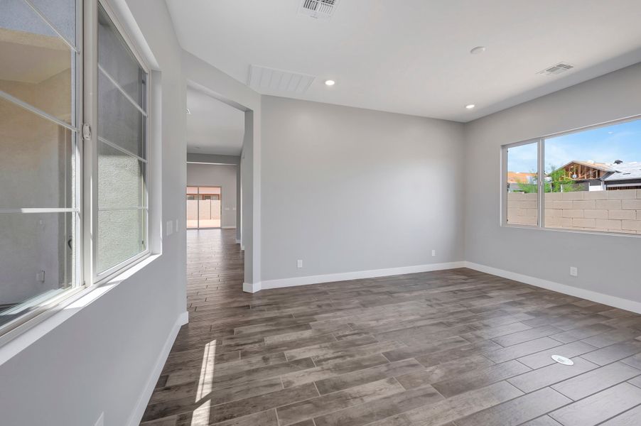 Spacious, unfurnished interior of a new home in Blossom Rock, Apache Junction (Image 41). Spacious, unfurnished interior of a new home in Blossom Rock, Apache Junction (Image 41).