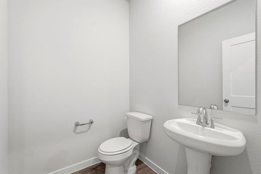 Furnished interior view inside a new home in Sanford Farms, Waller (Image 7).