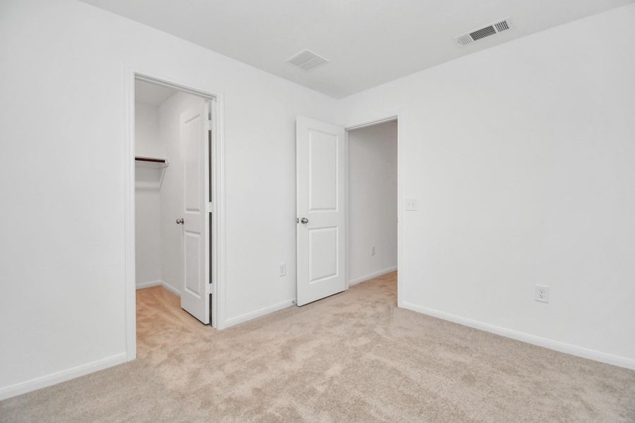 Spacious, unfurnished interior of a new home in Decker Farms, Magnolia (Image 32).