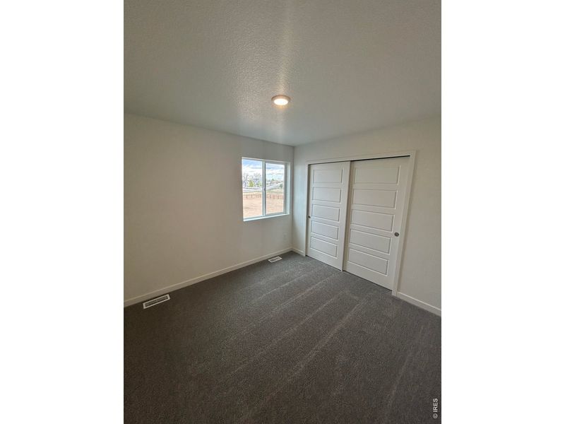 Spacious, unfurnished interior of a new home in Hudson Hills, Hudson (Image 10).