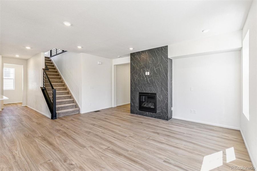 Spacious, unfurnished interior of a new home in Terrain Oak Valley, Castle Rock (Image 33).