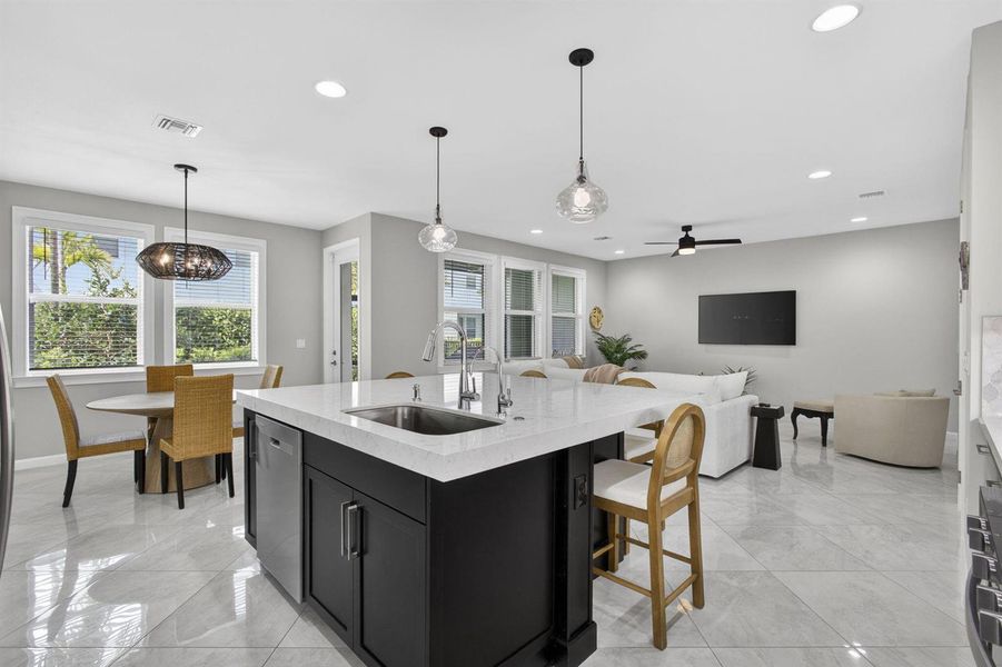 24-web-or-mls-BS1A2241 24-web-or-mls-BS1A2241