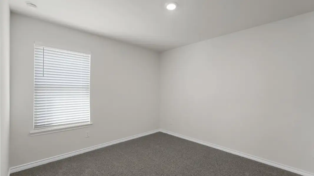 Spacious, unfurnished interior of a new home in Elevon, Lavon (Image 30).