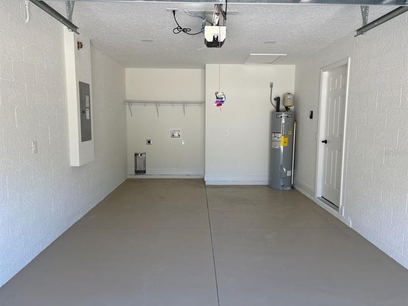 Spacious, unfurnished interior of a new home in , Citrus Springs (Image 18). Spacious, unfurnished interior of a new home in , Citrus Springs (Image 18).