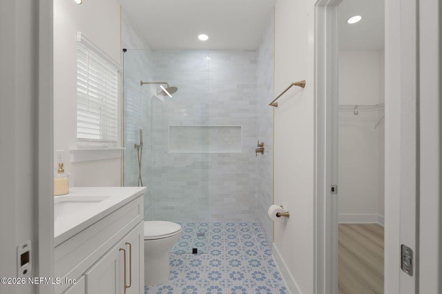 Furnished interior view inside a new home in , St. Augustine (Image 14).