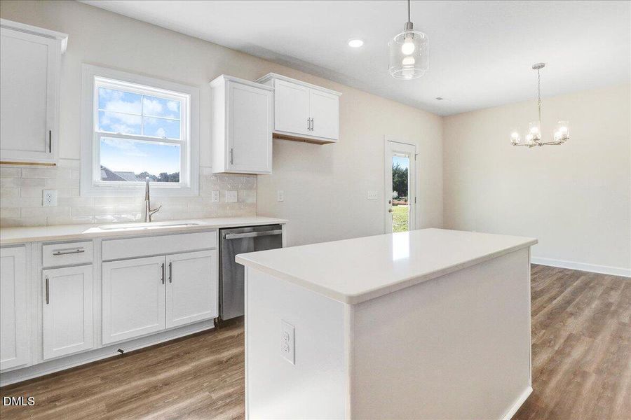 16-110 Hudson Vlg Dr-16