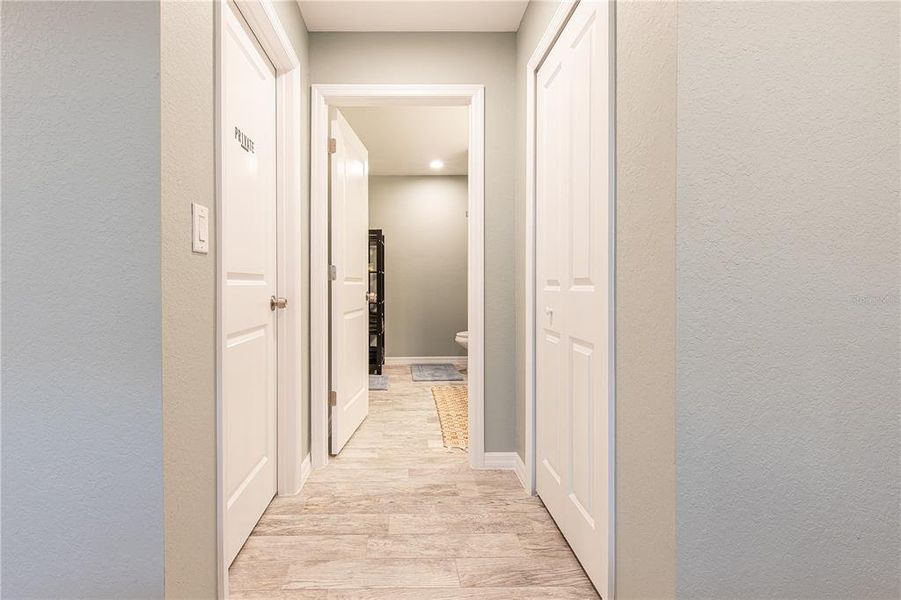 Spacious, unfurnished interior of a new home in , Port Charlotte (Image 19).