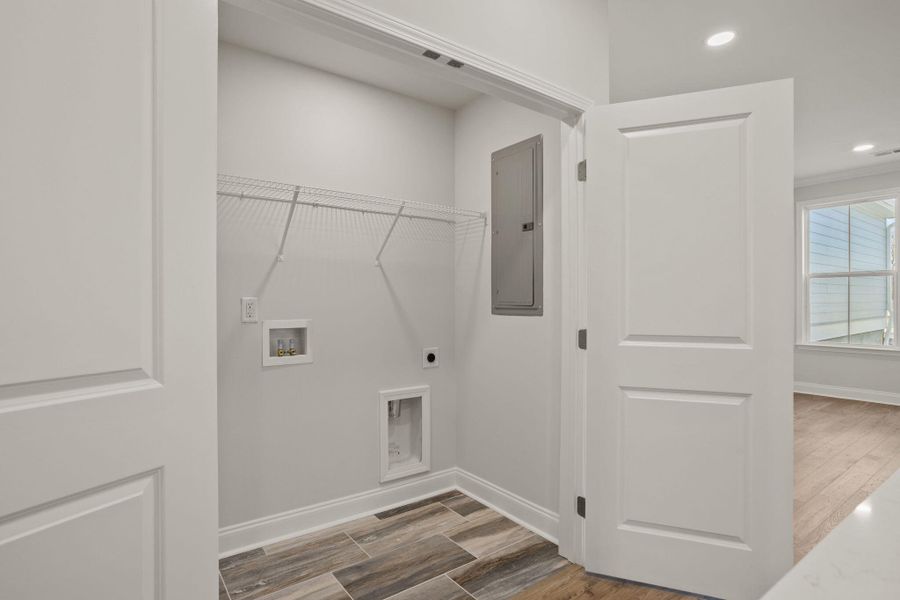 Spacious, unfurnished interior of a new home in , Greenwood (Image 16).