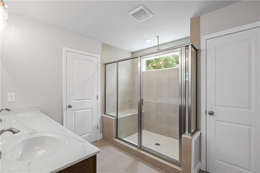 Furnished interior view inside a new home in Reunion, Hoschton (Image 11).