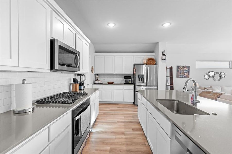 Furnished interior view inside a new home in Madero, Haslet (Image 5).