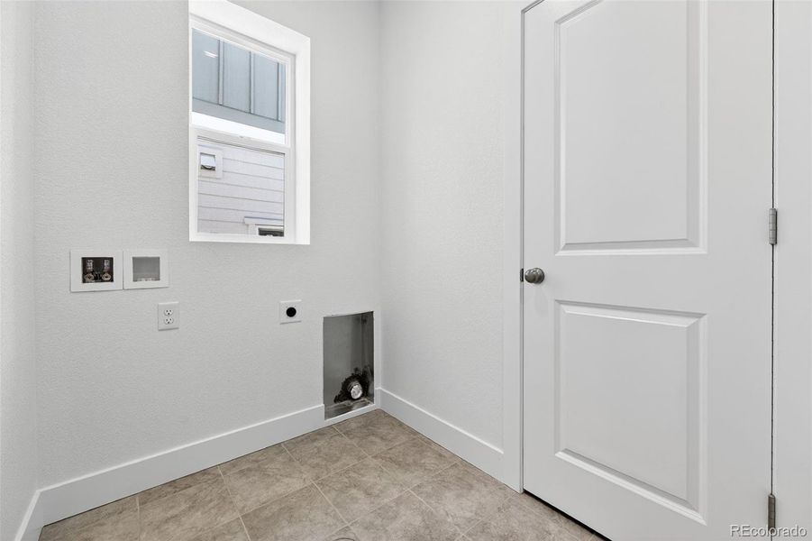 17116 W 92nd Loop - Ready Now!