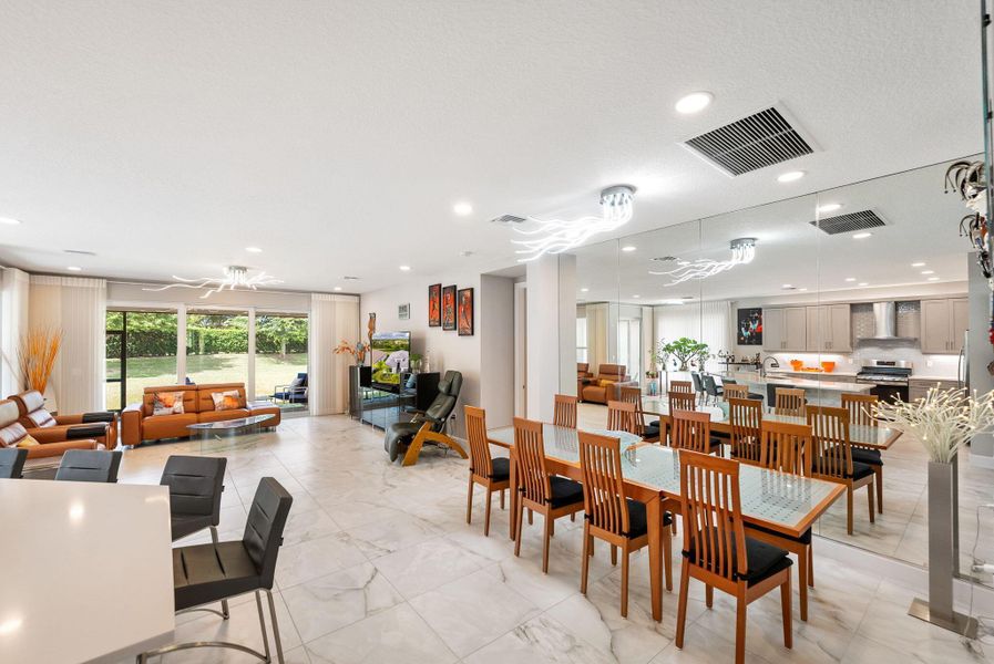 Image 30 of a home in .