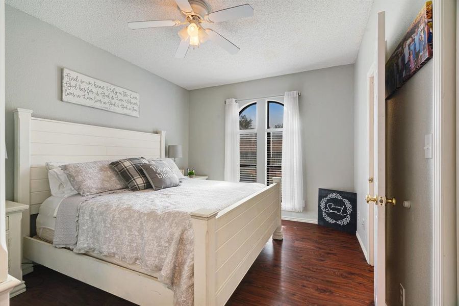 Furnished interior view inside a new home in , Paris (Image 11). Furnished interior view inside a new home in , Paris (Image 11).