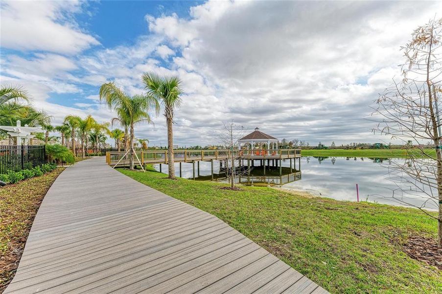 Community amenities in , Parrish (Image 69).