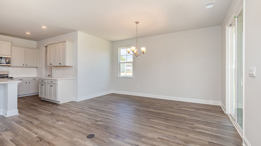 Spacious, unfurnished interior of a new home in Auberon Woods, Conway (Image 17).