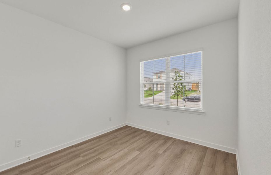 Spacious, unfurnished interior of a new home in Skyview, Belton (Image 28).