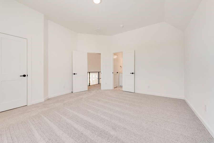 Spacious, unfurnished interior of a new home in Chatham Reserve, Providence Village (Image 21).