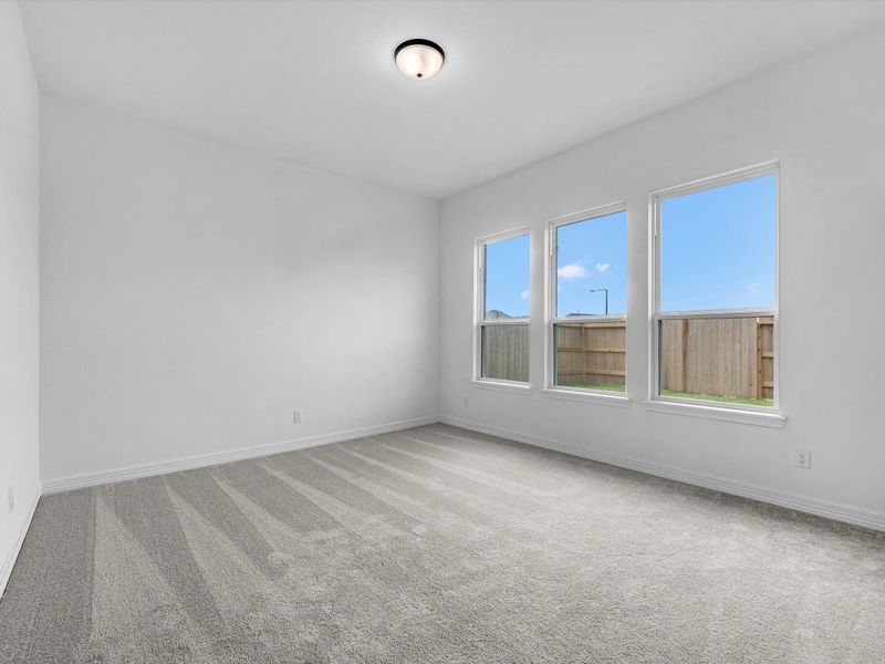 Spacious, unfurnished interior of a new home in Emory Glen, Magnolia (Image 15).