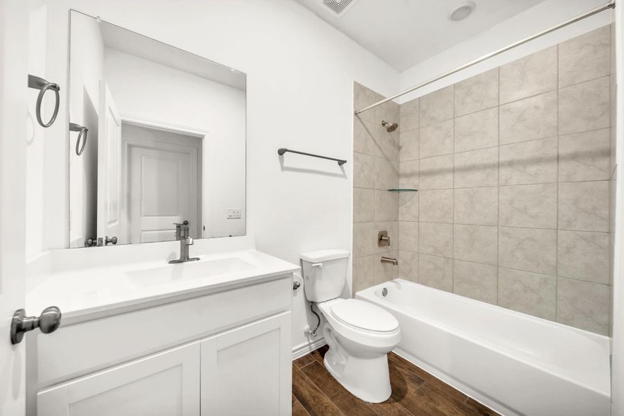 Furnished interior view inside a new home in Mavera, Conroe (Image 12).