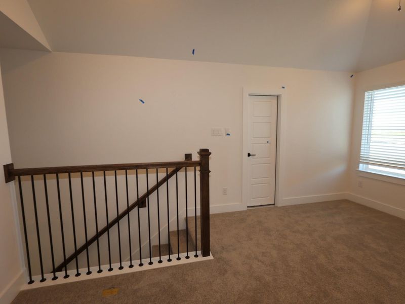 Spacious, unfurnished interior of a new home in Lago Mar, Santa Fe (Image 22).