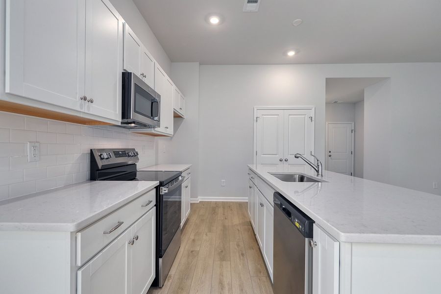 Furnished interior view inside a new home in Hainer Place, Conway (Image 8).