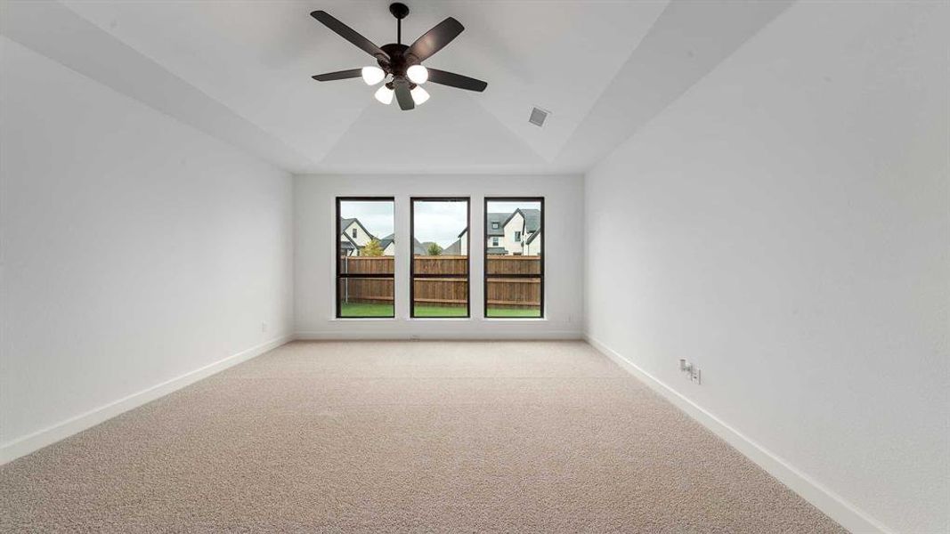 Spacious, unfurnished interior of a new home in The Lakes Of Somercrest 60', Midlothian (Image 15). Spacious, unfurnished interior of a new home in The Lakes Of Somercrest 60', Midlothian (Image 15).