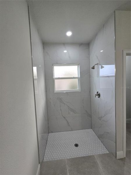 Image 34 of a home in .