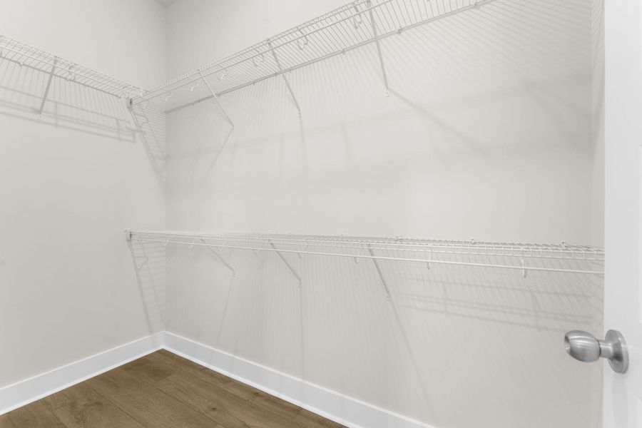 Spacious, unfurnished interior of a new home in Carnes Crossroads, Summerville (Image 28).