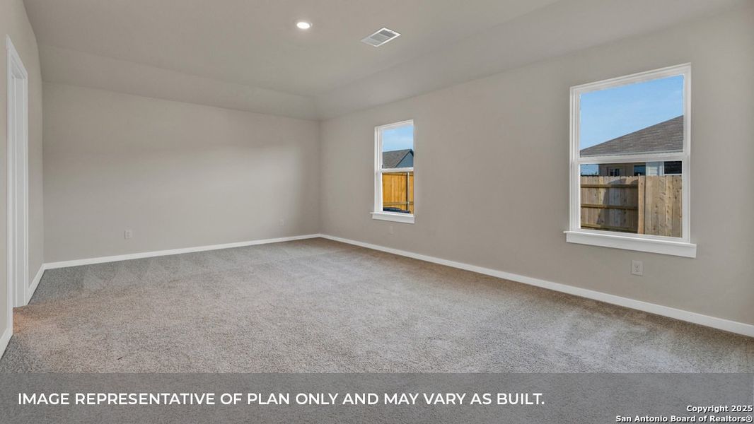 Spacious, unfurnished interior of a new home in Trace, San Marcos (Image 17).