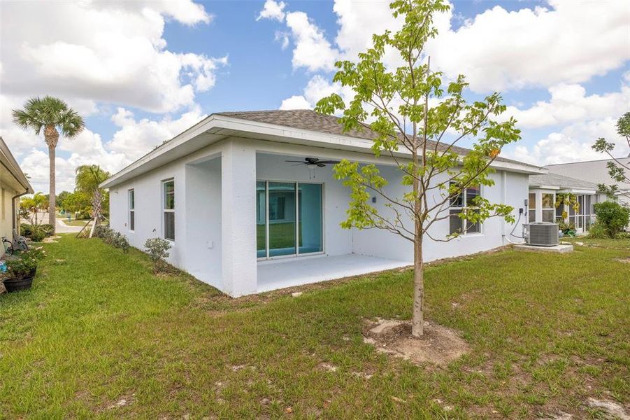 Exterior details and patio area of a home in , Port Charlotte (Image 4).