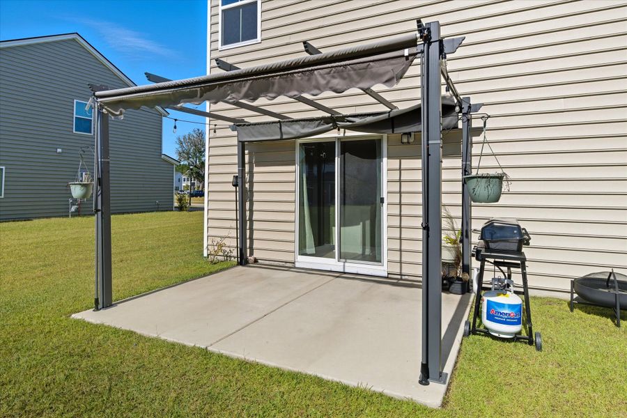 Exterior details and patio area of a home in Heron's Walk at Summers Corner: Carolina Collection, Summerville (Image 2). Exterior details and patio area of a home in Heron's Walk at Summers Corner: Carolina Collection, Summerville (Image 2).