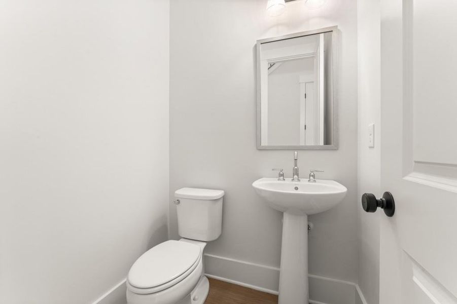 Furnished interior view inside a new home in Arden on Lanier, Cumming (Image 5).