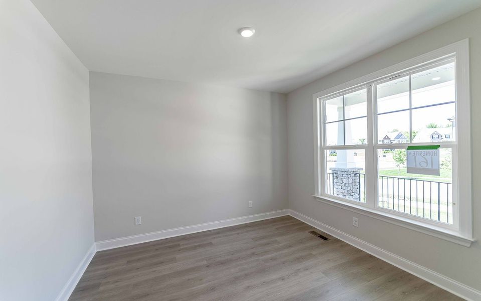 Spacious, unfurnished interior of a new home in The Retreat at Norman Farm, Hendersonville (Image 13).