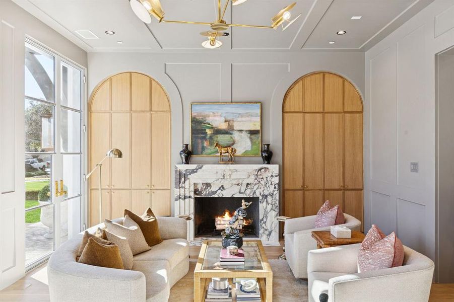 Furnished interior view inside a new home in Highland Park, Dallas (Image 11).