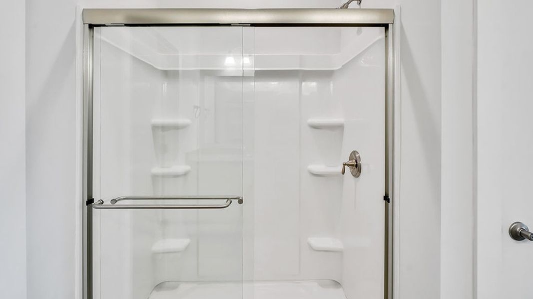 Close-up of interior finishes inside a home in Rolling Hills, Bolivia (Image 13).