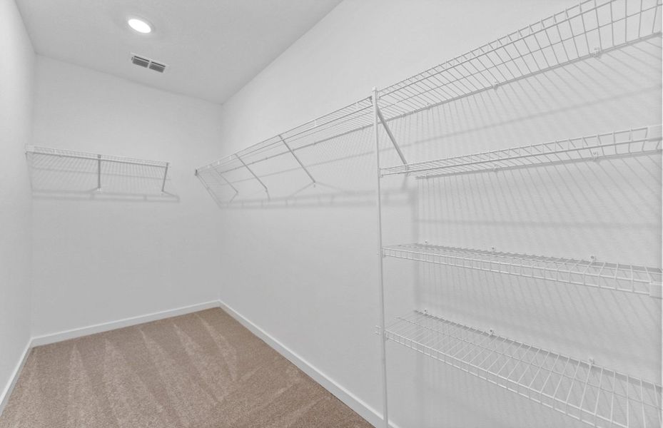 Spacious, unfurnished interior of a new home in Twisted Oaks, Wildwood (Image 14).