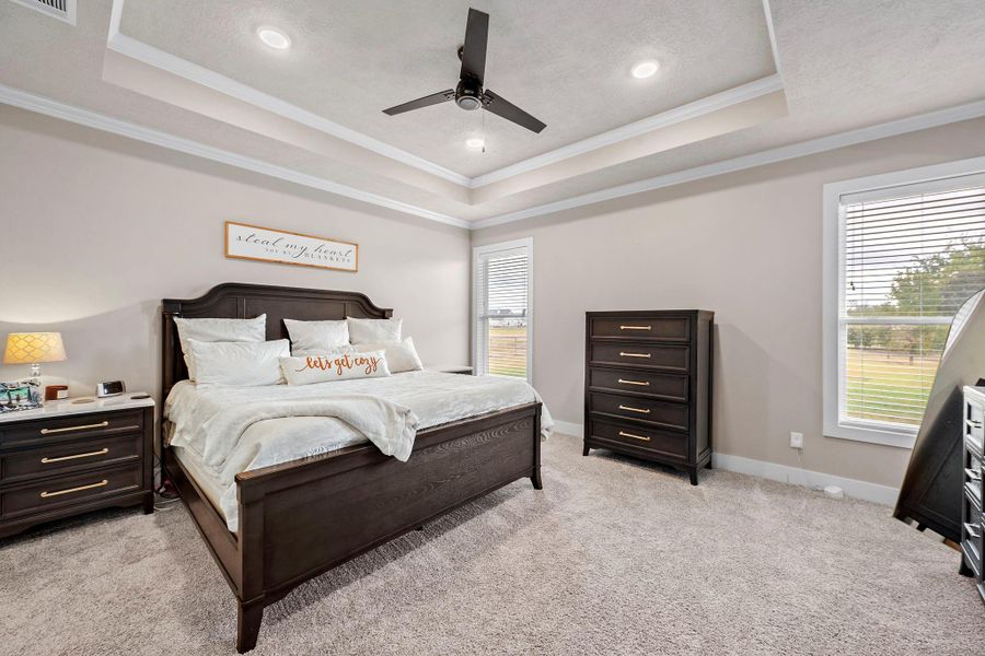 Furnished interior view inside a new home in , Bryan (Image 23).