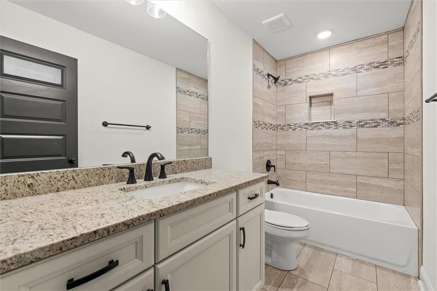 Furnished interior view inside a new home in , Carrollton (Image 21).