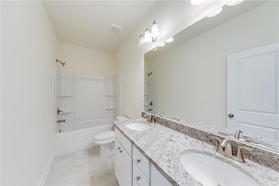 Furnished interior view inside a new home in , Jefferson (Image 9).