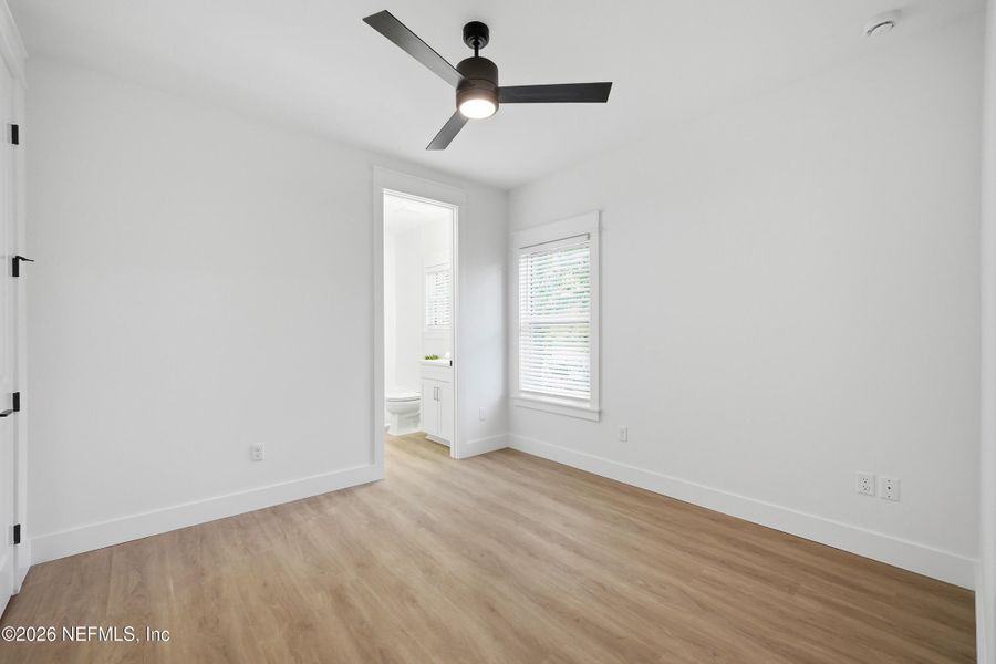 Spacious, unfurnished interior of a new home in , Jacksonville Beach (Image 46).