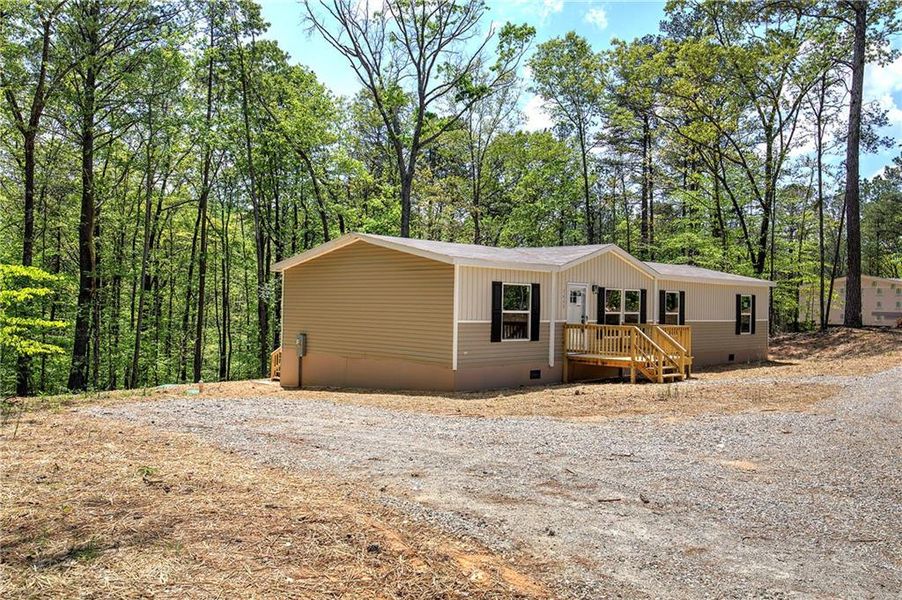 Exterior details and patio area of a home in , Talking Rock (Image 16).