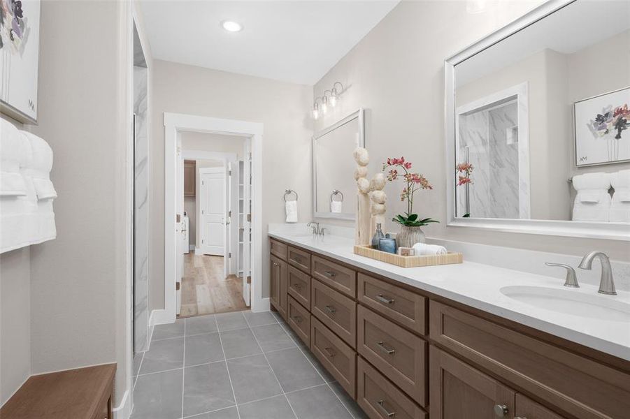 Furnished interior view inside a new home in , Prosper (Image 19).