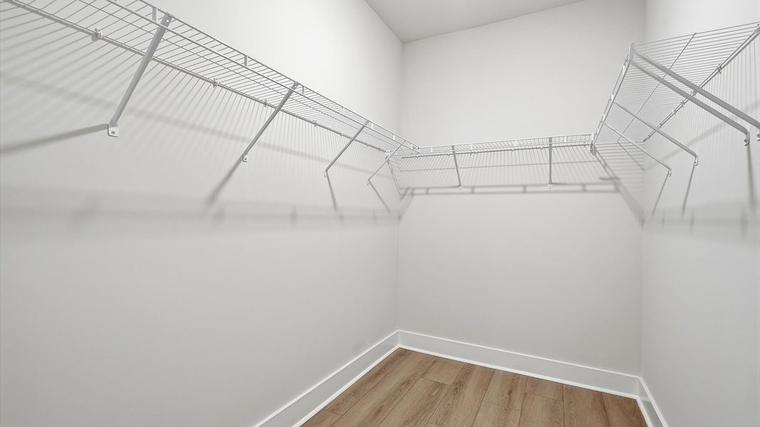Walk-in Closet
