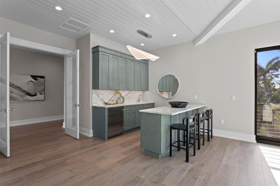 Furnished interior view inside a new home in , St. Petersburg (Image 39).