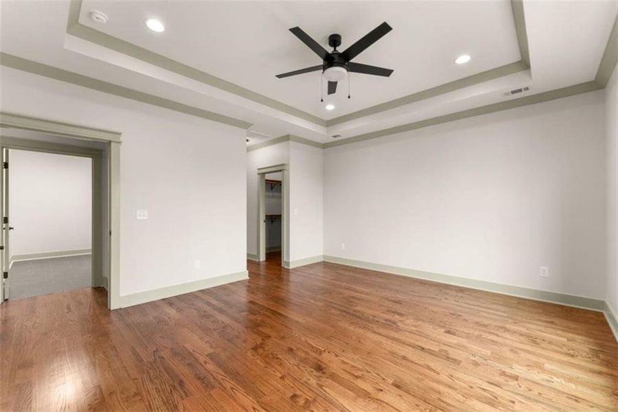 Spacious, unfurnished interior of a new home in , Cleveland (Image 38).