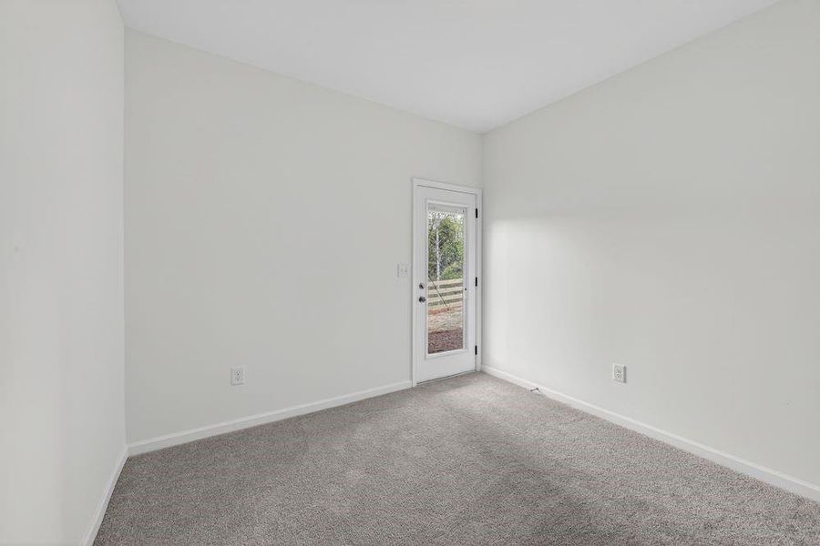 Spacious, unfurnished interior of a new home in Rosewood Farm, Lawrenceville (Image 29).