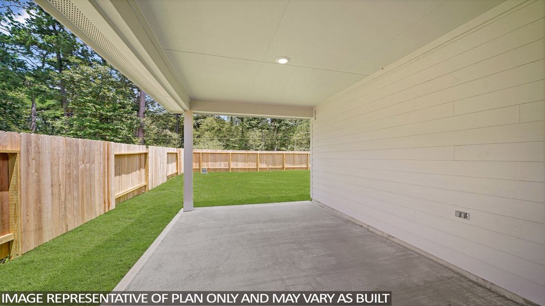 Representative unfurnished interior of a home built from the Quincy by D.R. Horton in Grand Pines, Magnolia (Image 28). Representative unfurnished interior of a home built from the Quincy by D.R. Horton in Grand Pines, Magnolia (Image 28).