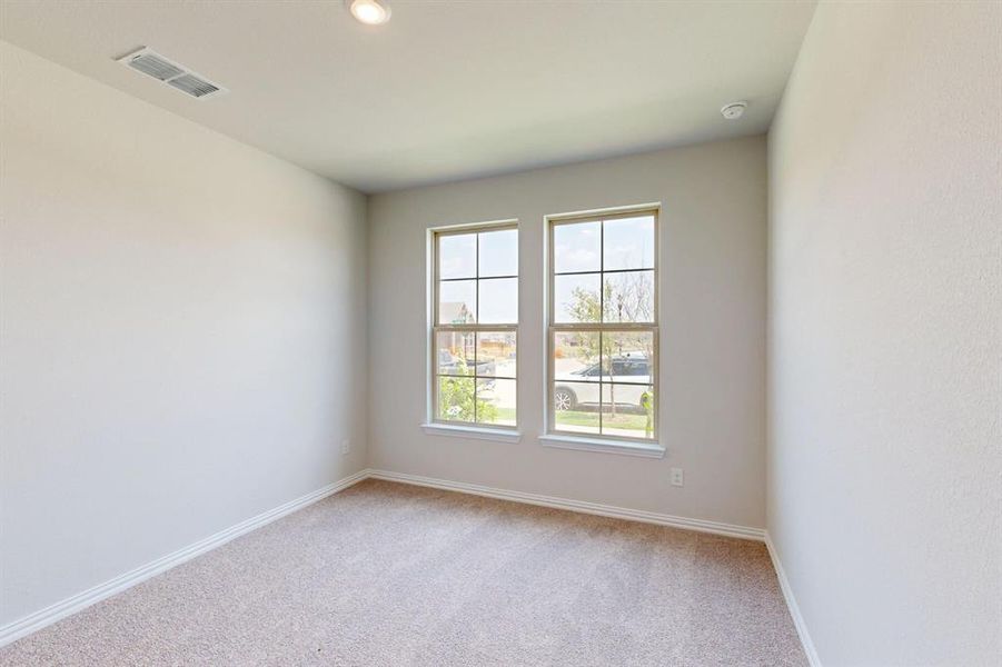 Spacious, unfurnished interior of a new home in Lilybrooke at Legacy Hills, Celina (Image 35).