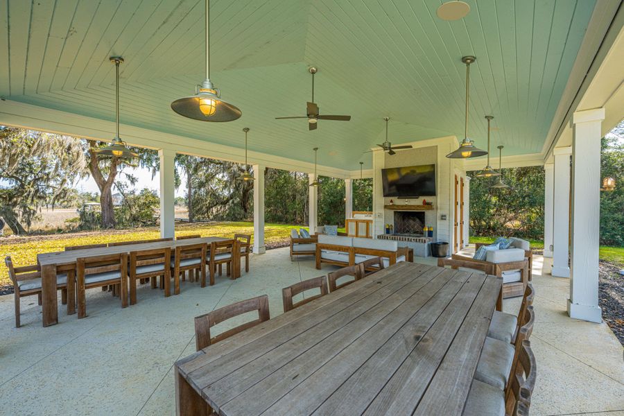 Community amenities in , Johns Island (Image 61). Community amenities in , Johns Island (Image 61).