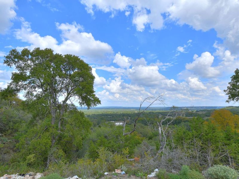 Outdoor and nature views near homes built from the Madera II by Giddens Homes in Scofield Farms Estates, Georgetown (Image 459).